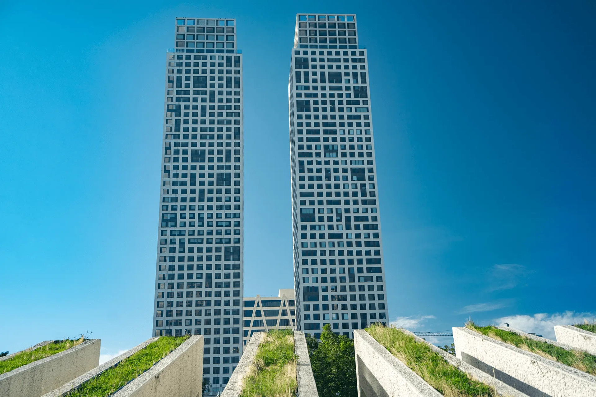 Facade from Arcos Bosques